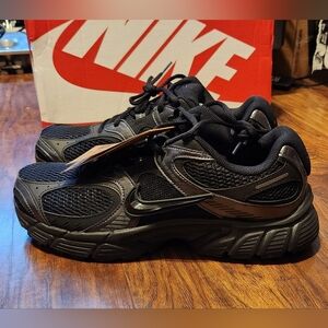 Nike Black Mesh and Synthetic Low-Top Sneakers